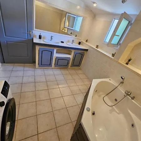 Le La Blaquere Bis Apartment *